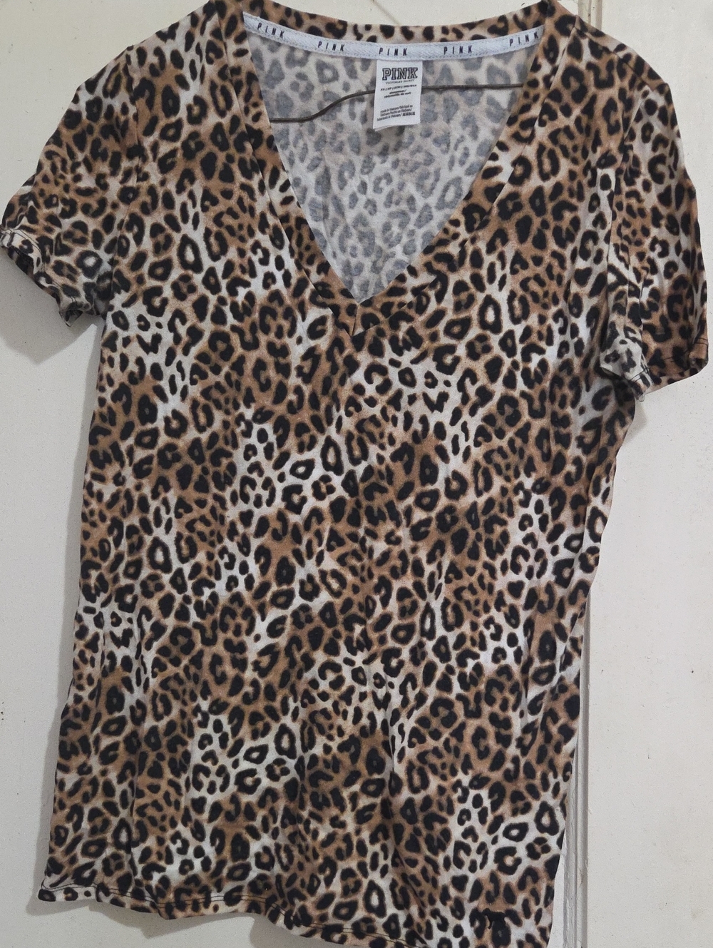 PINK Victoria's Secret Leopard Print V-Neck Tee in Brown and Black